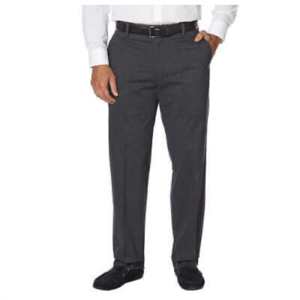 Like new!!! Men’s non-iron dress pants